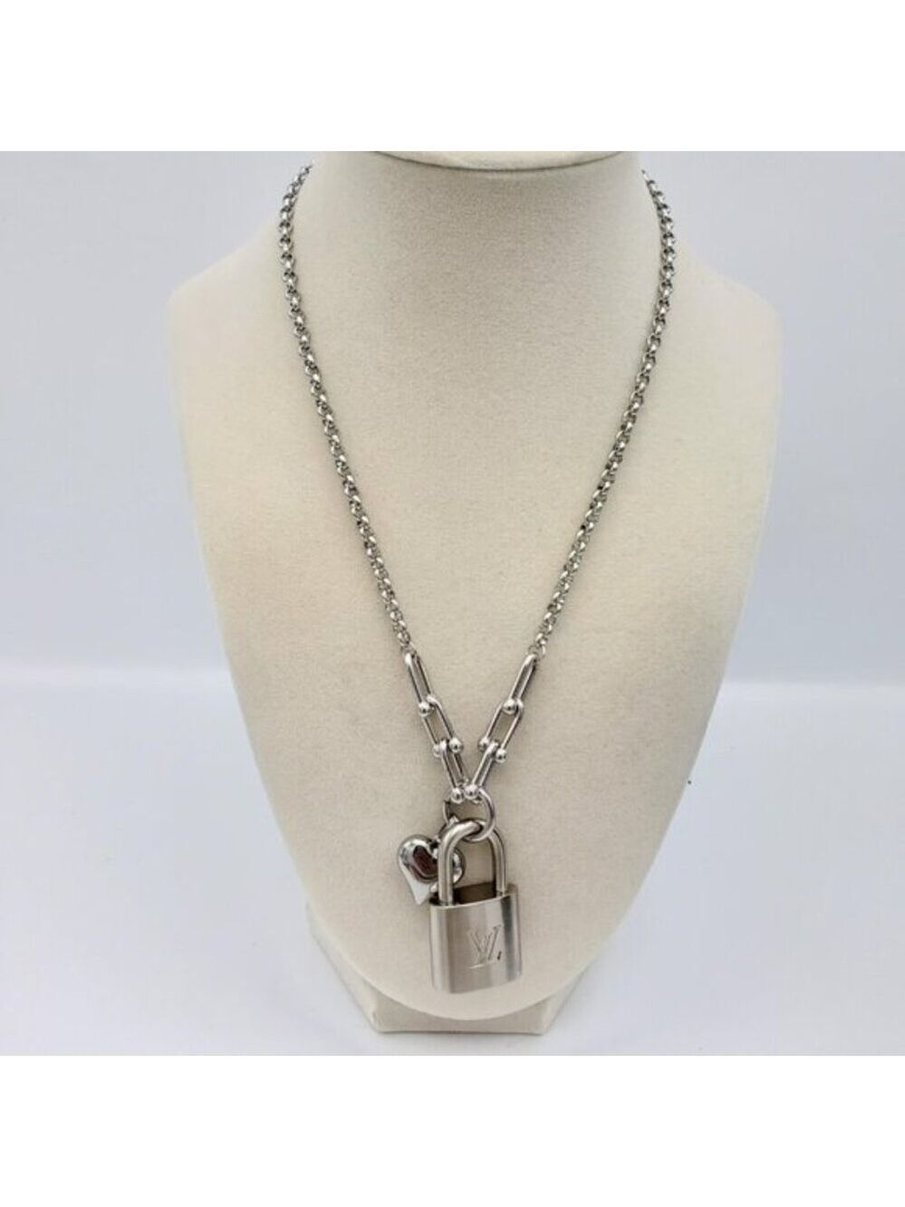Stainless Steel Silver-Plated Necklace with Authentic Louis Vuitton Padlock - Picture 12 of 12